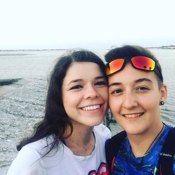 Meet your Posher, Krista - Picture 1 of 1